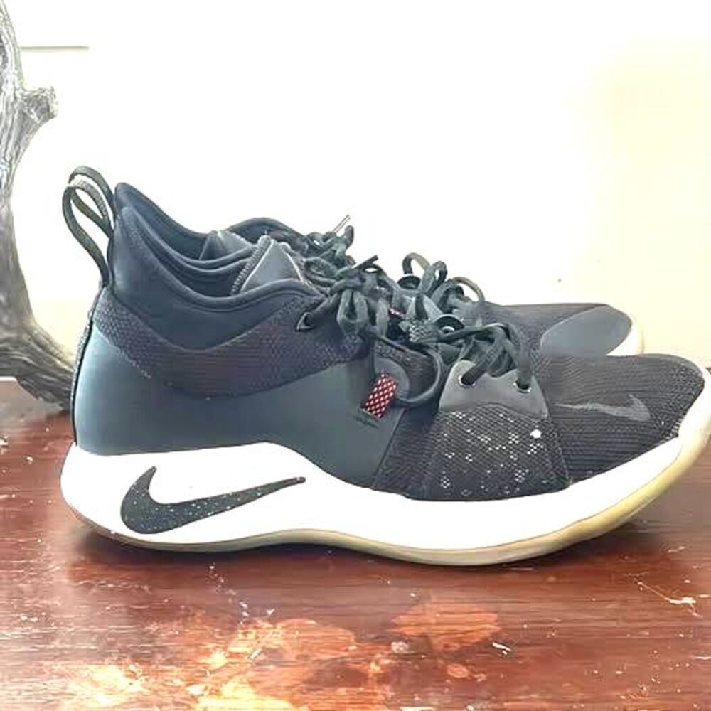 PG 2 ‘Taurus’ AJ2039-003 Black/White/Solar Red Mens Size 11.5 US